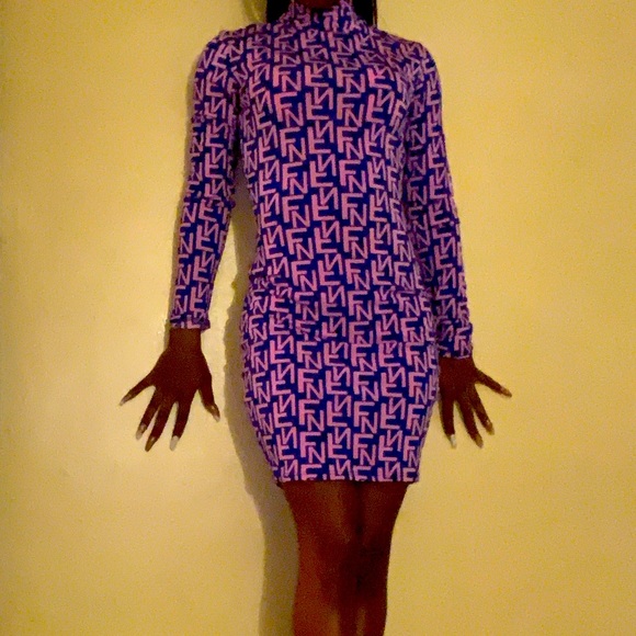 Dress - Picture 2 of 2